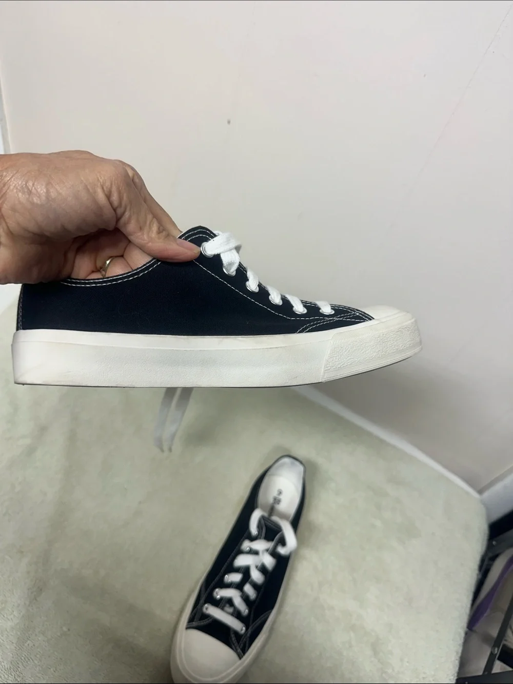 No Boundaries Black Canvas Low-Top Lace-Up Sneakers